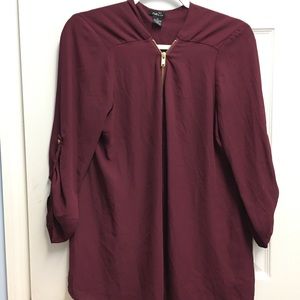 1/4 sleeve Rue21 blouse
